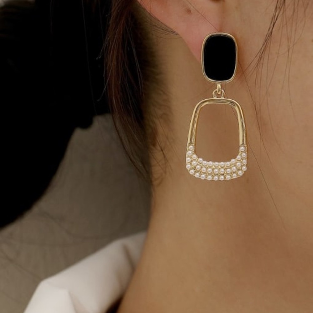 🆕 faux gold & pearl drop earrings